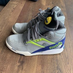 ✨RARE✨Twilight Zone Reebok Pumps